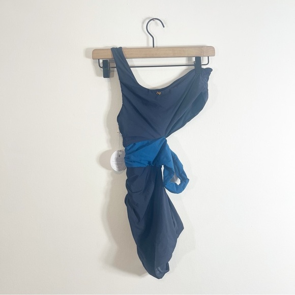 NWT PQ Swim One-Shoulder Cutout One-Piece Swimsuit Blue Small - Picture 4 of 8